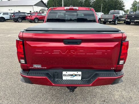 Used 2024 Chevrolet Colorado LT w/ LT Convenience Package II AWD/4WD image 6
