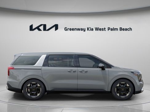 New 2026 Kia Carnival EX FWD image 8