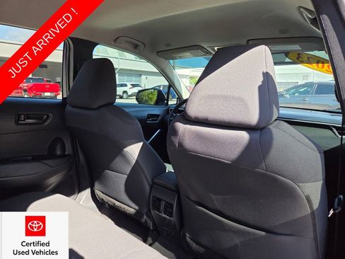 Used 2023 Toyota Corolla Cross LE FWD image 16