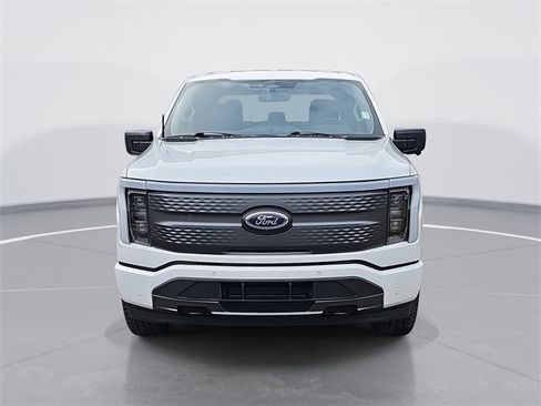 Certified 2023 Ford F150 Lightning XLT w/ Max Trailer Tow Package image 8