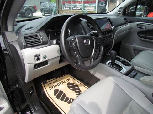Used 2017 Honda Pilot EX-L image 9