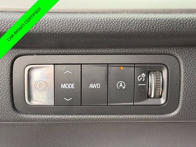 Certified 2024 Chevrolet Traverse LT AWD/4WD image 28