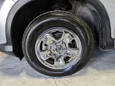 Used 2016 Honda CR-V LX image 15