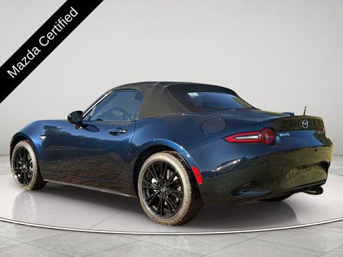 Certified 2024 MAZDA MX-5 Miata Club RWD image 3