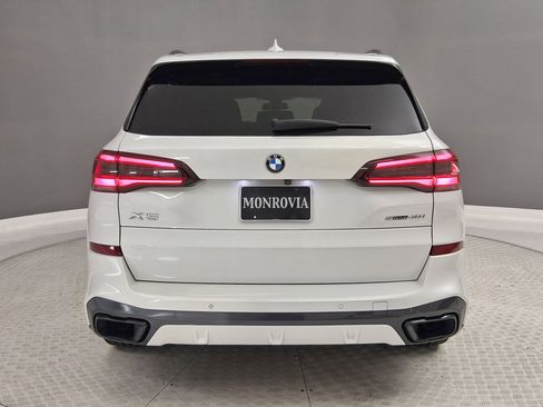 Certified 2022 BMW X5 sDrive40i w/ M Sport Package image 8