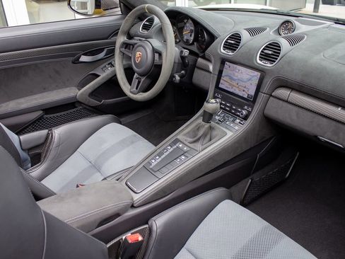Used 2024 Porsche 718 Boxster Spyder RS w/ Weissach Package RWD image 14
