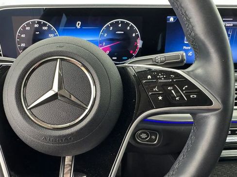 Used 2024 Mercedes-Benz GLE 350 4MATIC image 23