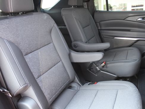 New 2027 Chevrolet Traverse LT AWD/4WD image 23