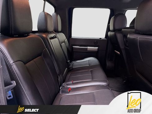Used 2016 Ford F250 Lariat w/ Lariat Interior Package AWD/4WD image 28
