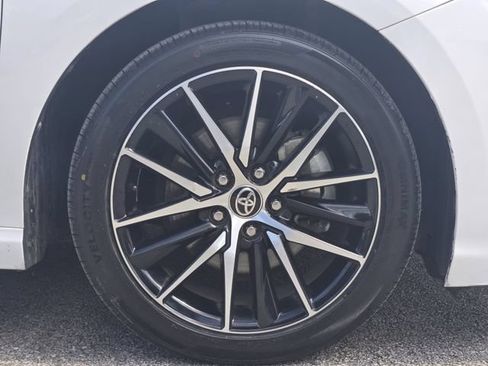 Used 2024 Toyota Camry SE FWD image 10
