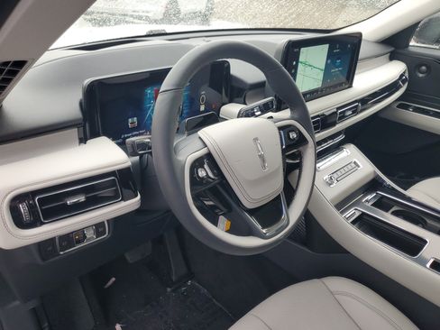 New 2026 Lincoln Aviator Reserve w/ Jet Appearance Package AWD/4WD image 12
