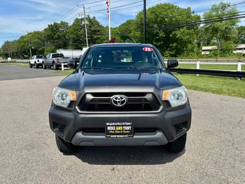Used 2012 Toyota Tacoma 4x4 Access Cab image 2