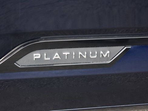 Used 2023 Toyota Tundra Platinum image 11