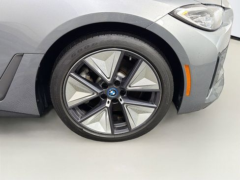 Used 2023 BMW i4 eDrive40 w/ Premium Package RWD image 34