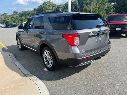 Certified 2024 Ford Explorer XLT w/ Equipment Group 202A AWD/4WD image 5