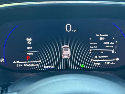 Certified 2025 Acura MDX FWD w/ Technology Package image 35