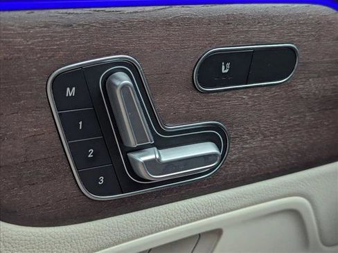 Used 2023 Mercedes-Benz GLB 250 image 5