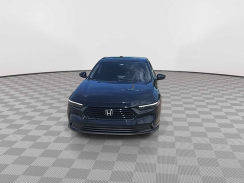 Certified 2025 Honda Accord LX image 3