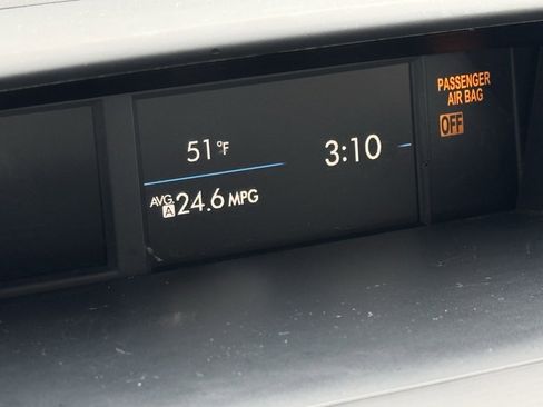 Used 2014 Subaru Forester 2.5i Limited image 29