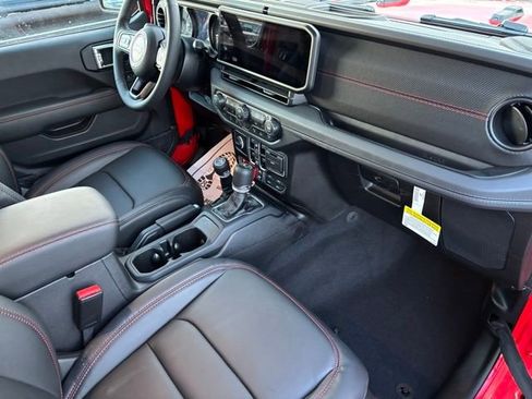 New 2026 Jeep Gladiator Rubicon AWD/4WD image 25