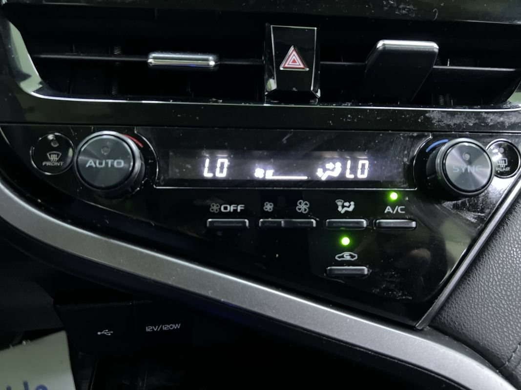 Used 2022 Toyota Camry LE FWD image 22