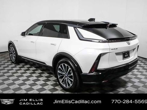 Certified 2024 Cadillac Lyriq Sport image 3