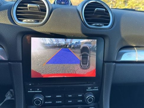 Used 2019 Porsche 718 Cayman S image 14