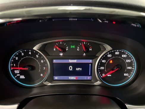Used 2021 Chevrolet Traverse LT FWD image 7