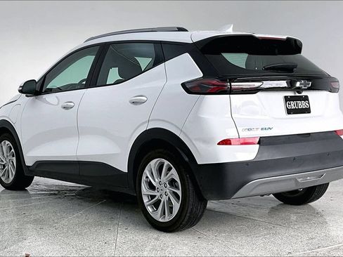 Used 2023 Chevrolet Bolt EUV LT w/ Driver Confidence Package FWD image 15