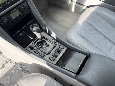 Used 2000 Mercedes-Benz CLK 430 Cabriolet image 62