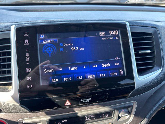 Used 2017 Honda Pilot EX image 13