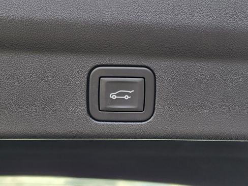 New 2025 Cadillac Escalade IQ Luxury 1 w/ Smart Trailering package image 13