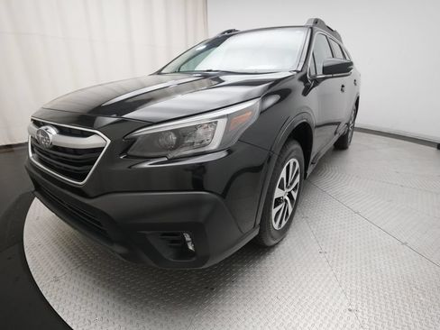 Certified 2022 Subaru Outback Premium AWD/4WD image 12
