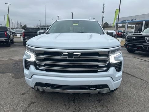 New 2026 Chevrolet Silverado 1500 High Country w/ High Country Premium Package image 8