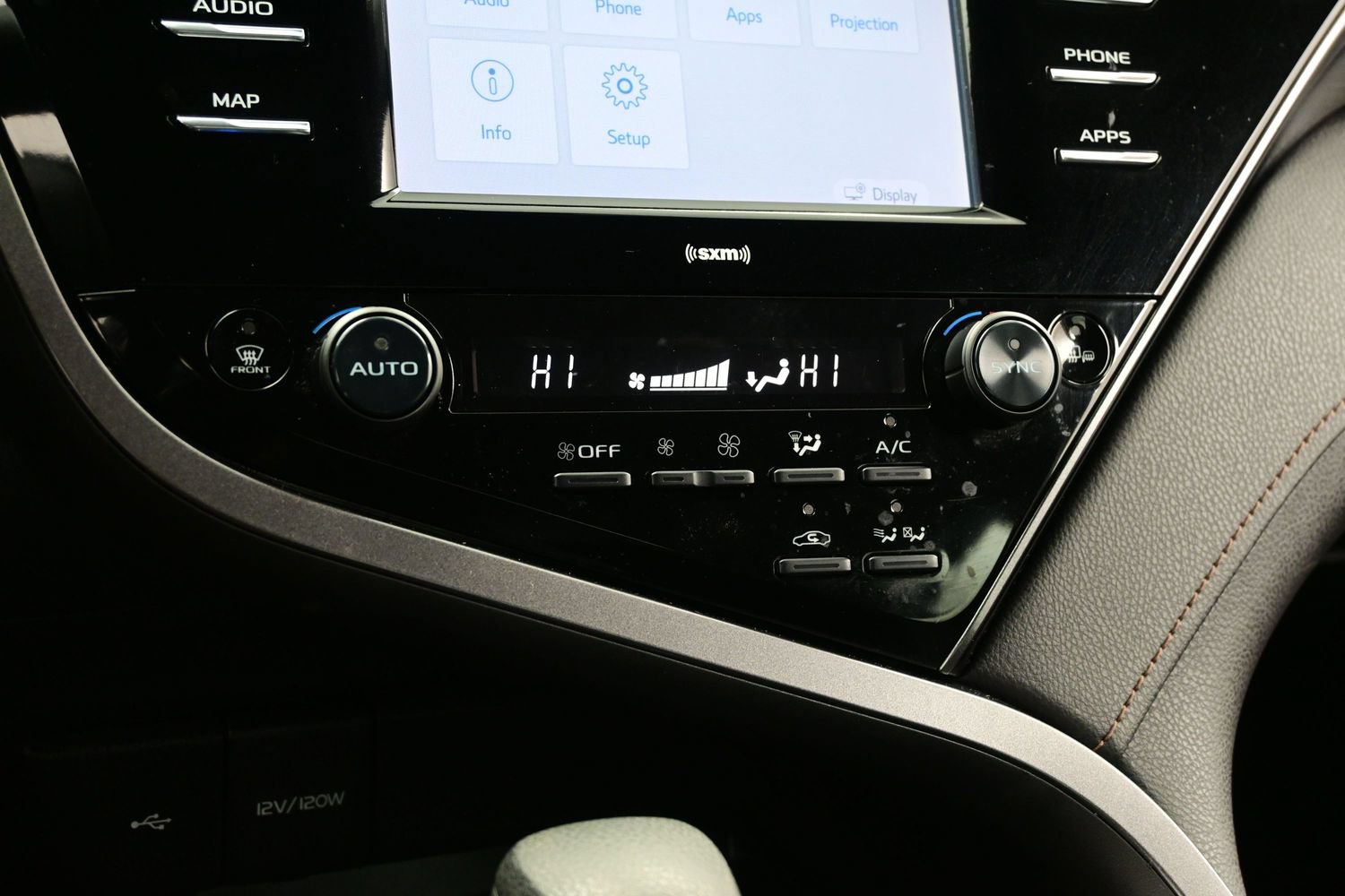Used 2020 Toyota Camry LE w/ Fleet Convenience Package FWD image 20
