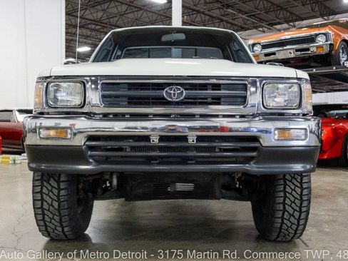 Used 1995 Toyota Pickup DX AWD/4WD image 12