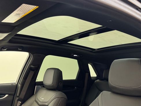 New 2026 Cadillac XT5 Premium Luxury w/ Driver Assist Package image 16