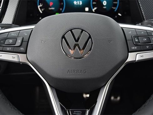 New 2026 Volkswagen Atlas Cross Sport SEL Premium R-Line image 18