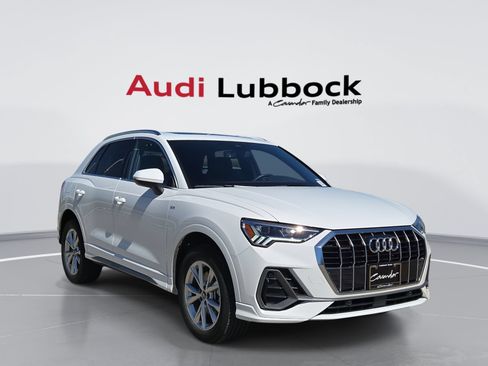 Certified 2025 Audi Q3 2.0T Premium w/ Convenience Package AWD/4WD image 1