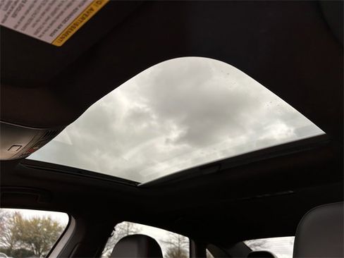 Used 2022 Volkswagen Jetta GLI Autobahn image 28