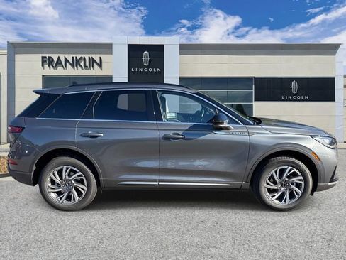 New 2026 Lincoln Corsair Premiere FWD image 8