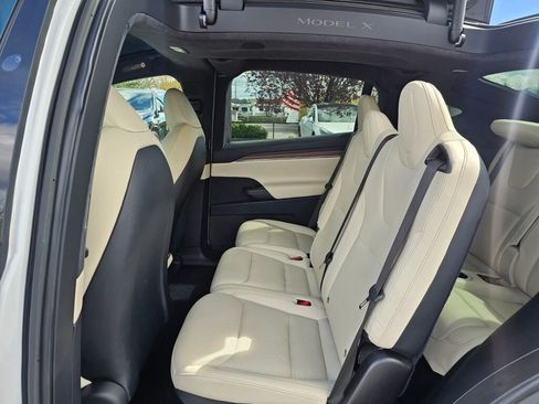Used 2022 Tesla Model X AWD/4WD image 20