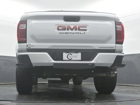 Used 2025 GMC Canyon Denali AWD/4WD image 52