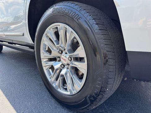 Used 2023 GMC Yukon Denali w/ Max Trailering Package AWD/4WD image 10