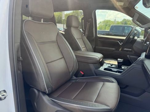 Used 2026 GMC Sierra 1500 Denali w/ Denali Reserve Package AWD/4WD image 11