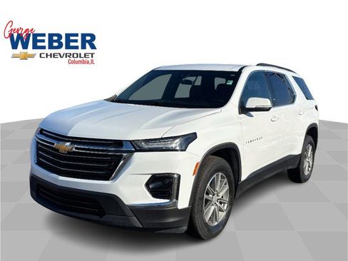 Used 2023 Chevrolet Traverse LT image 1