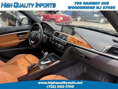 Used 2018 BMW 330i xDrive Wagon AWD/4WD image 41