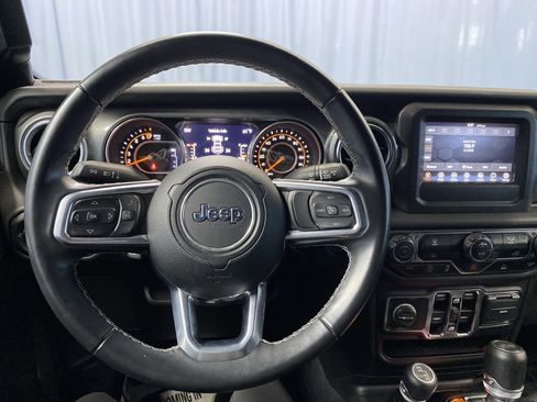 Certified 2021 Jeep Wrangler Unlimited Sahara image 19