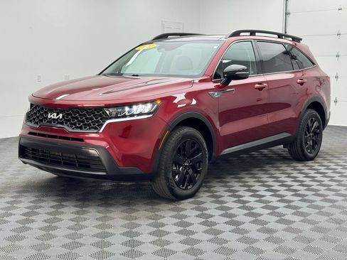 Used 2022 Kia Sorento S w/ Panoramic Sunroof Package AWD/4WD image 2