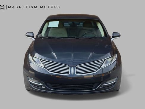 Used 2014 Lincoln MKZ AWD w/ Equipment Group 102A Reserve image 5
